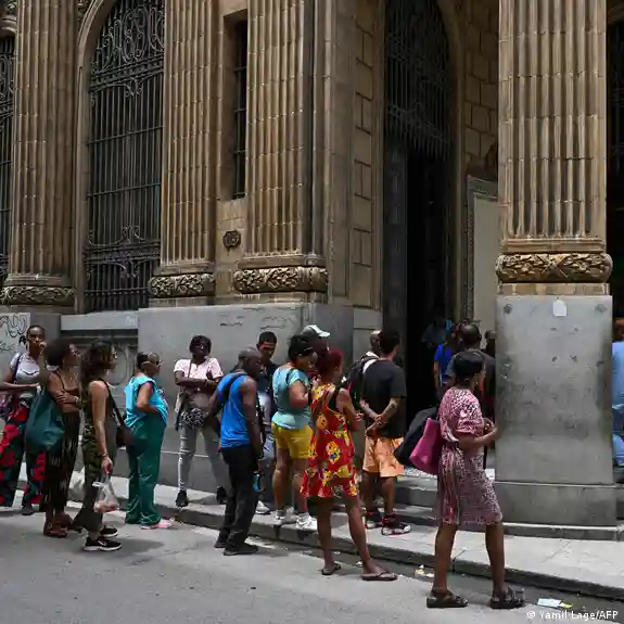 EE. UU. sanciona a banco cubano acusado de mantener vínculos con entidad iraní
