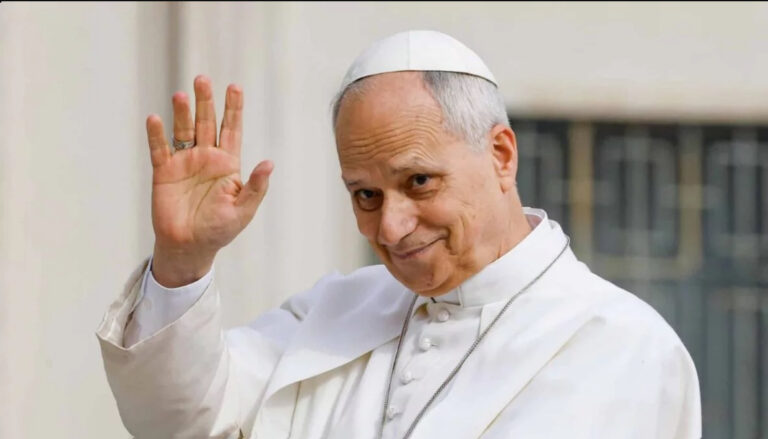 El papa León XIV llega al hospital Gemelli donde esta tarde será operado