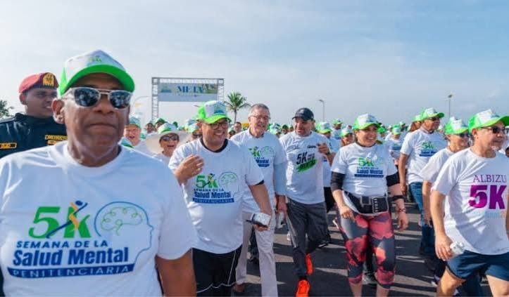 Regional de Salud el Valle realiza caminata por la salud mental