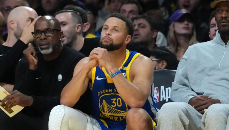 Stephen Curry toma la palabra en el ‘caso Porzingis’
